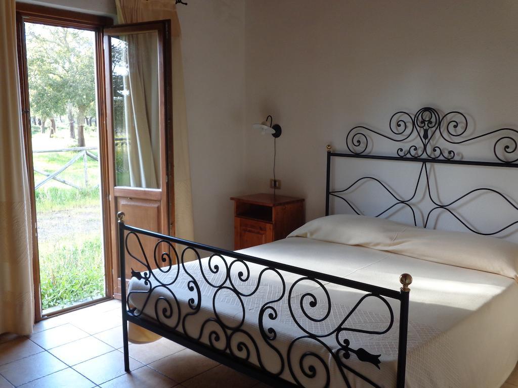 Hotel Su Baione Abbasanta ภายนอก รูปภาพ